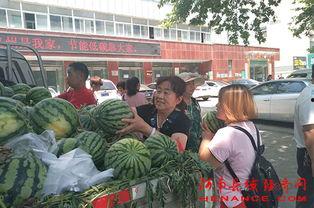 泗阳网红街吃瓜群众