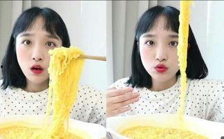 精神小妹网红吃瓜图片高清