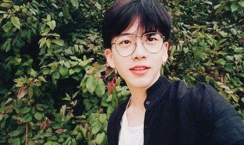 吃瓜鲻鱼头网红,吃瓜群众的美食新宠